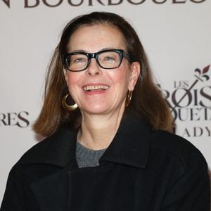 Carole Bouquet - Première du film  "Les Trois Mousquetaires: Milady" au Grand Rex à Paris le 10 décembre 2023.  

© Coadic Guirec-Dominique Jacovides /Bestimage