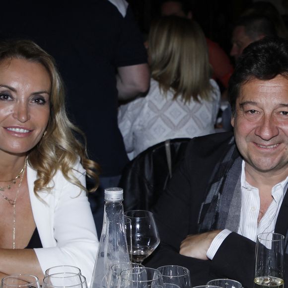 Exclusif - Laurent Gerra et sa compagne Christelle Bardet au dîner lors de la 2ème édition du Festival du cinéma français et gastronomie à Aix les Bains le 9 juin 2023.

© Denis Guignebourg / Bestimage