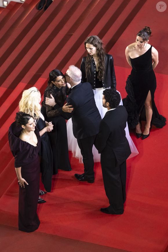 Kim Higelin, Carole Lambert, Marion Le Coroller, Mara Taquin, Sami Outalbali, Thierry Frémaux, délégué général du festival de Cannes - Montée des marches du film " Sanguine " lors du 79ème Festival International du Film de Cannes, le 14 mai 2026.

© Camilla Canalini / Bestimage