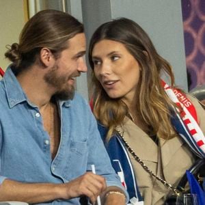 Camille Cerf (Miss France 2015) et son compagnon Théo Fleury - People dans les tribunes lors du match de la 5ème et avant-dernière journée de Ligue des nations entre la France et l'Autriche (2-0) au Stade de France à Saint-Denis le 22 septembre 2022.
AGENCE / BESTIMAGE