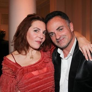Anne-Élisabeth Blateau et Laurent Amar au Photocall de la soirée de gala "Enfance Majuscule" au profit de l'enfance maltraitée à la Salle Gaveau à Paris le 10 décembre 2025. 

© BALDINI / BESTIMAGE