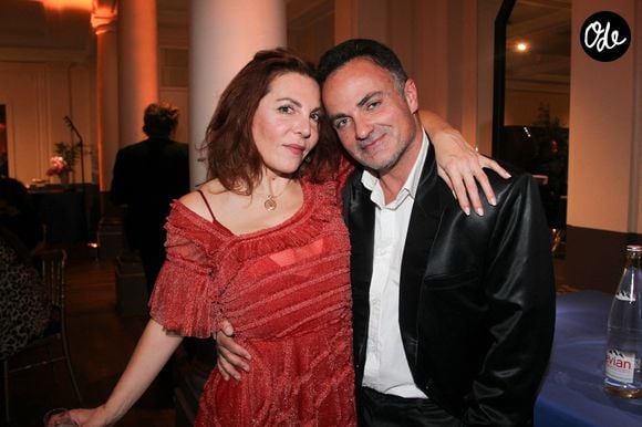 Anne-Élisabeth Blateau et Laurent Amar au Photocall de la soirée de gala "Enfance Majuscule" au profit de l'enfance maltraitée à la Salle Gaveau à Paris le 10 décembre 2025. 

© BALDINI / BESTIMAGE