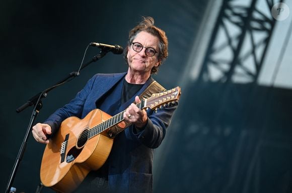 Francis Cabrel sur la scène du festival des Francofolies 2021 à la Rochelle, le 12 juillet 2021. © MPP / Bestimage