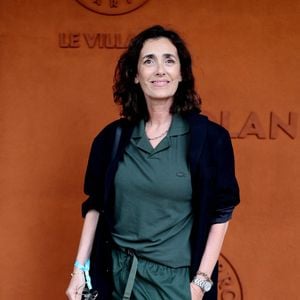 Mademoiselle Agnès au village lors des Internationaux de France de Tennis de Roland Garros, le 1er juin 2025. 

Photo : Dominique Jacovides / Bestimage