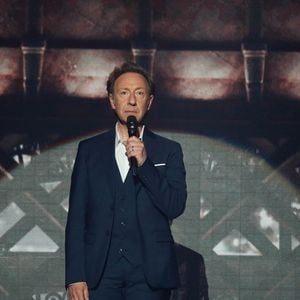 Exclusif - Stéphane Bern lors de l'enregistrement de l'émission "Laurent Gerra, l'anniversaire événement" présentée par S.Bern et qui sera diffusée le 7 juin 2025 sur France 2, au théâtre Marigny, à Paris, France, le 28 avril 2025. © Clovis-Moreau/Bestimage