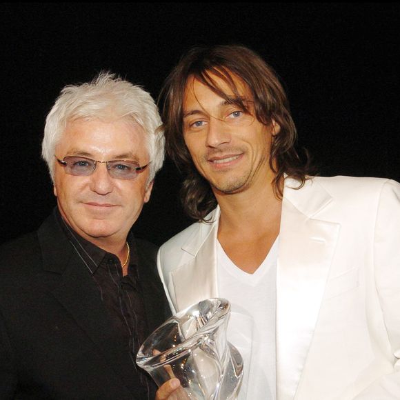 De sa collaboration avec Bob Sinclar en 2001 à ses concerts dans les plus grandes salles comme la Philharmonie de Paris en 2025, l’artiste n’a jamais cessé de se réinventer...

Marc Cerrone et Bob Sinclar - 10e édition des Trophées de la nuit au Lido - 29/11/2004
