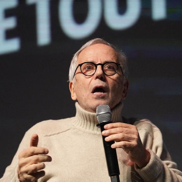 L’acteur raconte voir de nombreuses vidéos qui lui donnent envie de rester. 

Fabrice Luchini présente en avant-première le film "Victor comme tout le monde" lors du 38ème Festival Premiers Plans à Angers, France, le 17 janvier 2026. © Laetitia Notarianni/Bestimage