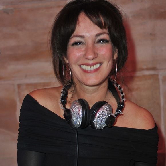 Beatrice Ardisson - Soiree "Octobre Rose" organisée par Estee Lauder pour l'association "Le Cancer du Sein, Parlons-en !" a la Conciergerie a Paris, le 30 septembre 2013. VEEREN / BESTIMAGE