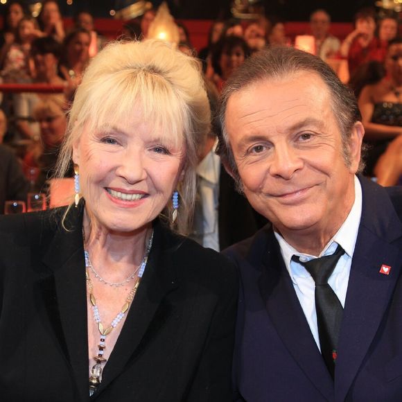 Maaike Jansen et Roland Giraud lors de l'émission Le Plus Grand Cabaret du monde en 2011
©BAHI / BESTIMAGE