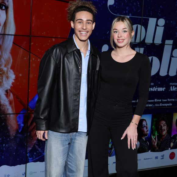 Masseo et Emma (Star Academy 2024) à la première du film "Joli Joli" au cinéma UGC Ciné Cité Les Halles à Paris, le 3 décembre 2024.
© Denis Guignebourg/Bestimage