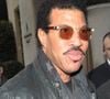 Interrogé par "Le Figaro", Lionel Richie a confié son désir de s’installer dans l’Hexagone. 

Lionel Richie sort de son hôtel à Paris, le 30 mars 2015, à lendemain de son concert au Zénith. @Agence / Bestimage