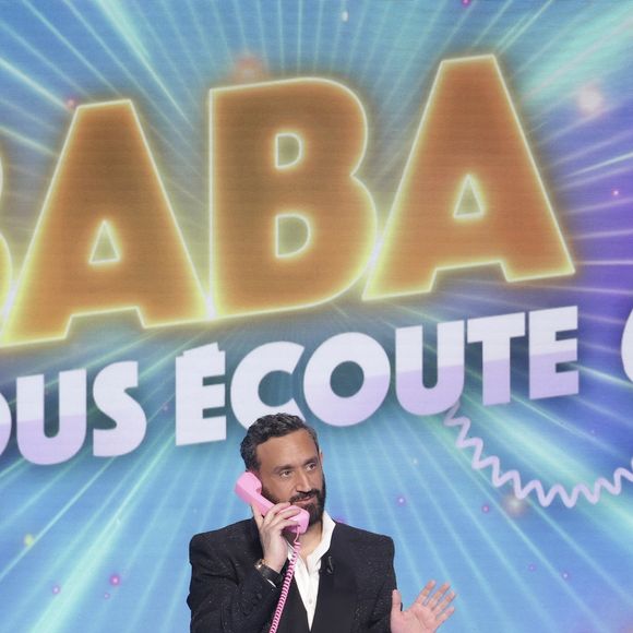 Exclusif - Cyril Hanouna, sur le plateau de l’émission « TPMP » La dernière sur C8,  présentée par C.Hanouna et diffusée en direct sur C8, Paris, France, le 27 fevrier 2025. © Jack Tribeca / Bestimage