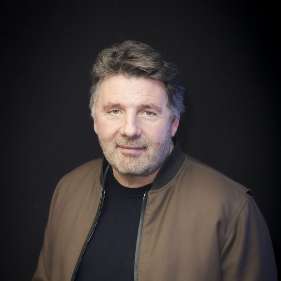 Exclusif - Philippe Lellouche dans les backstage de l'enregistrement de l'émission de radio "CS Cohen" sur Radio J à Paris. Le 18 décembre 2023
© Jack Tribeca / Bestimage
