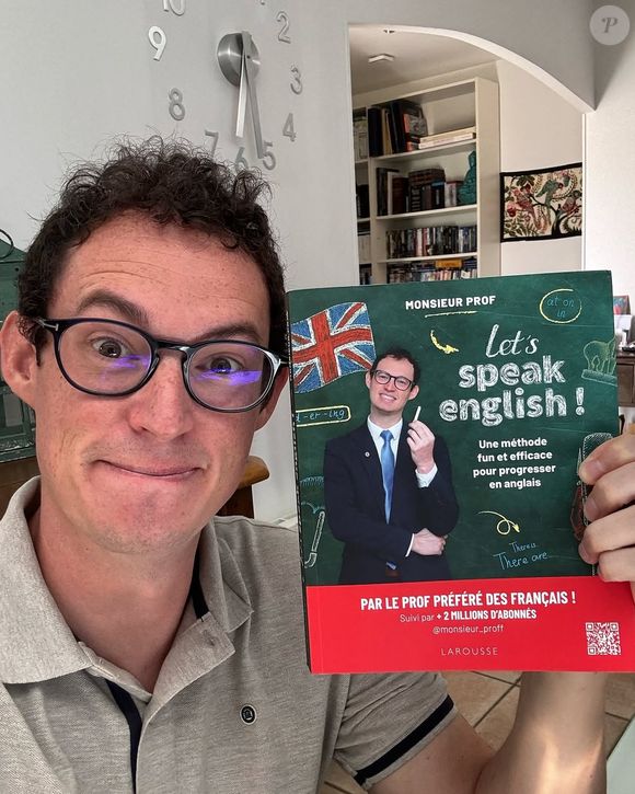Monsieur Prof a fait une apparition très remarquée au sein de la Star Academy.  © Instagram