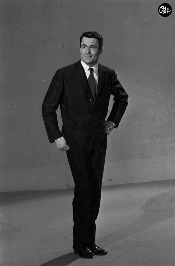 Archives - En France, à Paris, Alain Barrière sur le plateau de l'émission "Douce France". Le 24 décembre 1964.

© Gérard Letellier via Bestimage