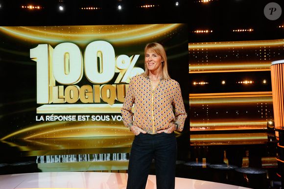 Exclusif - Nathalie Simon - Backstage de l'émission "100% logique" présentée par C. Feraud, diffusée le 25 octobre 2025 sur France 2,  au studio du Lendit à Saint-Denis, France, le 14 mars 2025. © Christophe Clovis/Bestimage