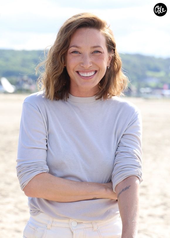 Face à la menace, elle a pris les commandes d'un bateau pour aller chercher ses proches et les mettre à l'abri.

Laura Smet - Photocall du jury sur la plage lors de la 52ème édition du Festival du Cinéma Américain de Deauville le 10 septembre 2026. © Denis Guignebourg / Bestimage