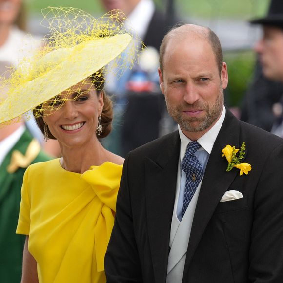 Kate Middleton a fait son retour au Royal Ascot après deux ans d’absence.

Le prince et la princesse de Galles (le prince William, prince de Galles, et Catherine « Kate » Middleton, princesse de Galles) assistent à la deuxième journée du Royal Ascot, à l'hippodrome d'Ascot, Ascot, dans le Berkshire, au Royaume-Uni
Julien Burton / Bestimage