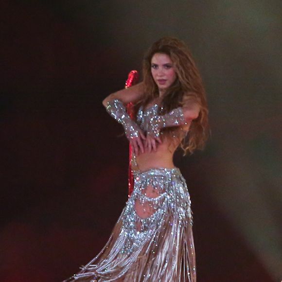 La chanteuse colombienne Shakira se produit lors d'un concert gratuit sur la plage de Copacabana à Rio de Janeiro, au Brésil.

Backgrid USA / Bestimage