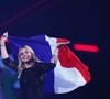 C'est avec son titre "maman", hommage à sa mère décédée en 2014, que Louane a fièrement représenté la France lors du célèbre concours.
17 mai 2025, Suisse, Bâle : Louane (France) monte sur la scène de la St. Jakobshalle pour l'ouverture de la finale du 69e Concours Eurovision de la chanson (ESC 2025). Photo : Jens Büttner/DPA : Jens Büttner/DPA/ABACAPRESS.COM