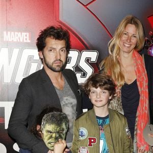 Frédéric Diefenthal avec son fils Gabriel (qu'il a eu avec Gwendoline Hamon dont il est séparé) et sa compagne - Vernissage de l'exposition"Marvel Avengers S.T.A.T.I.O.N." à La Défense le 3 mai 2016. © Christophe Aubert via Bestimage