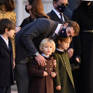 Stefano Casiraghi, Pierre Casiraghi, Francesco Casiraghi et Beatrice Borromeo assistent aux célébrations de la fête nationale à Monaco, le 19 novembre 2021 à Monaco, France. ©  Stephane Cardinale/ABACAPRESS.COM