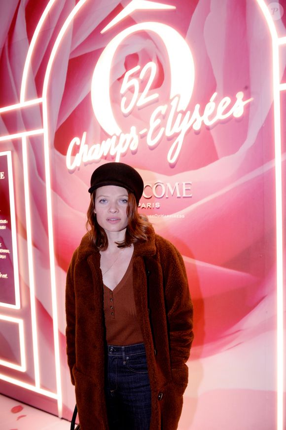 Exclusif - Mélanie Thierry - Inauguration de la boutique Lancôme 52 Champs-Elysées à Paris le 4 décembre 2019. © Rachid Bellak/Bestimage
