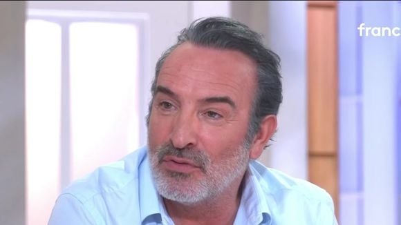 Extrait de "C à vous" diffusé ce 11 mars 2026