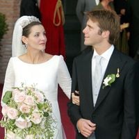 Clotilde Courau : Sa robe de mariée Valentino dotée d'un subterfuge, les prestigieux invités n'ont rien vu