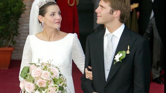 Clotilde Courau : Sa robe de mariée Valentino dotée d'un subterfuge, les prestigieux invités n'ont rien vu