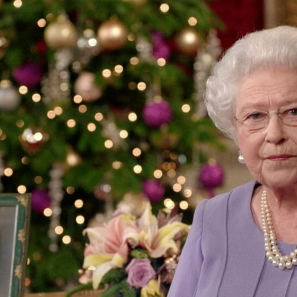 Captures d'écran des différentes allocutions télévisées annuelles de la reine Elisabeth II d'Angleterre en 70 ans de règne. Outre le rendez-vous télévisé de Noël, la reine s'est exprimée au moment de la mort de la princesse Diana en 1997 et celui du confinement lié à l'épidémie de coronavirus (Covid-19) en 2020. La reine Elisabeth II d'Angleterre est décédée le 8 septembre 2022 à l'âge de 96 ans. Le 9 septembre 2022.