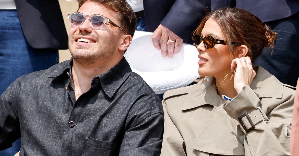 Antoine Dupont avant Iris Mittenaere : longue relation avec Charlène,  romance express avec une mystérieuse jeune femme.... ce que l'on sait de  ses ex - Purepeople
