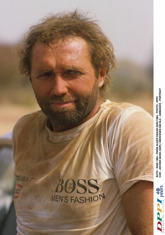 L'ancien pilote allemand Jochen Mass, vainqueur des 24 Heures du Mans en 1989, est mort à l'âge de 78 ans le 4 mai 2025. © DPPI / PsnewZ / Bestimage