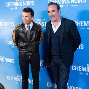 Sylvain Tesson et Jean Dujardin à l'avant-première de Sur Les Chemins Noirs le 13 mars 2023. Photo par Aurore Marechal/ABACAPRESS.COM