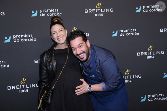 Exclusif - Le chef Denny Imbroisi et sa femme enceinte - Dîner de charité Breitling à la Samaritaine pour l’association "Premiers de Cordée" à Paris le 14 novembre 2022. © Rachid Bellak/Bestimage