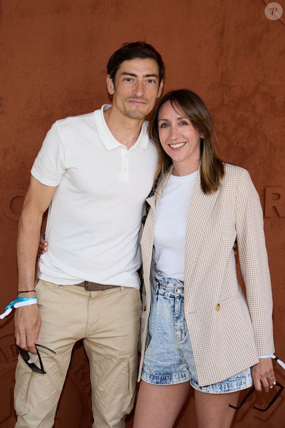 Claude Dartois et sa compagne Virginie Milano - Personnalités au Village lors des Internationaux de France de tennis de Roland Garros à Paris. Le 29 mai 2023
© Moreau-Jacovides / Bestimage
