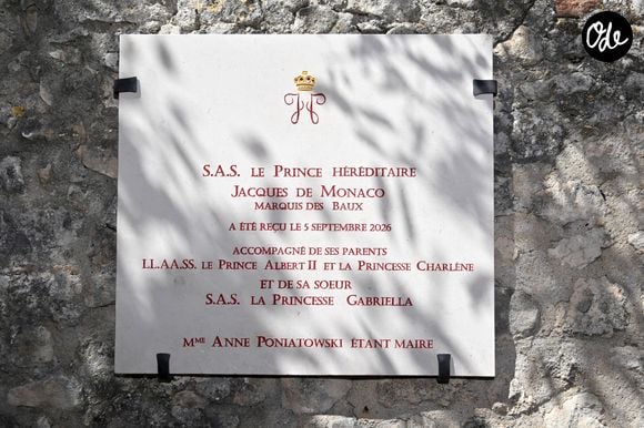 Le prince Albert II de Monaco, la princesse Charlène de Monaco, le prince Jacques de Monaco, marquis des Baux et la princesse Gabriella de Monaco lors de leur visite officielle aux Baux-de-Provence, France, le 5 septembre 2026. © Bruno Bebert/Bestimage
