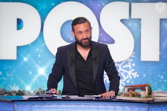 Exclusif - Cyril Hanouna sur le plateau de l'émission "Touche pas à mon poste" (TPMP) diffusée en direct sur C8 le 19 décembre 2024 

© Jack Tribeca / Bestimage