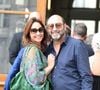 "J'ai pris du poids, j'avais parfois envie de manger au moment où il ne fallait pas"; a-t-elle confié.
Kad Merad et sa femme Julia Vignali - Mariage de Claude Lelouch à la mairie du 18ème à Paris. Le 17 juin 2023
Agence / Bestimage