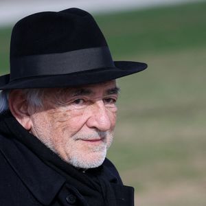 Les deux figures publiques sont arrivées séparément et n’ont pas été vues ensemble au cours de l’événement. 

Dominique Strauss-Kahn (DSK) - Hommage national rendu à l'ancien Premier ministre français Lionel Jospin à l'Hôtel des Invalides à Paris le 26 mars 2026. Dominique Jacovides/Bestimage