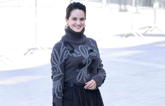 Info du 18/12/25 - L'actrice de 37 ans Noémie Merlant est enceinte de son premier enfant - Noémie Merlant - Les célébrités au défilé Louis Vuitton "Collection Femme Prêt-à-Porter Printemps/Eté 2026" lors de la Fashion Week de Paris (PFW), le 30 septembre 2025.
© Christophe Aubert via Bestimage