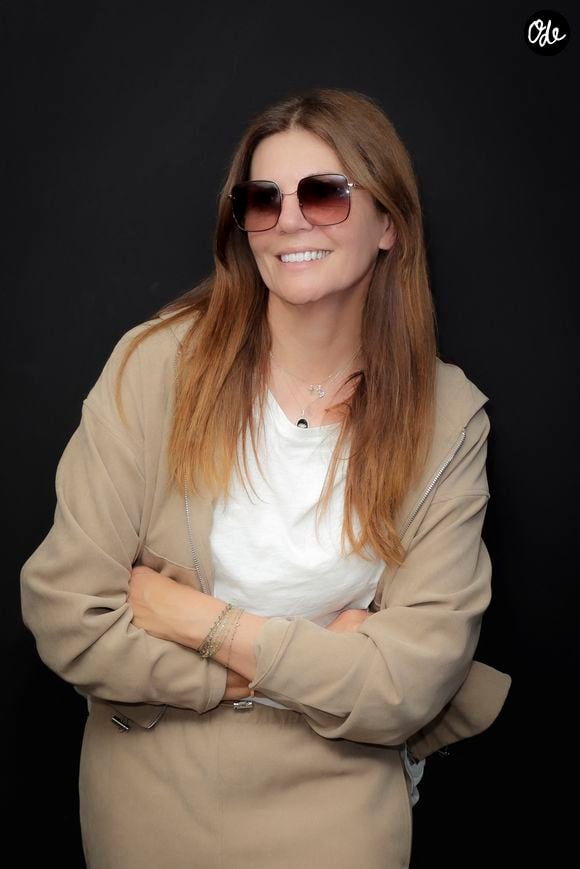 L’ancienne animatrice confie apprendre à vivre autrement malgré un manque toujours immense.

Exclusif - Veronika Loubry - Enregistrement de l'émission "15h-16h30", présentée par C.S.Cohen et diffusée en direct sur Radio J. Le 8 avril 2024. © Jack Tribeca / Bestimage