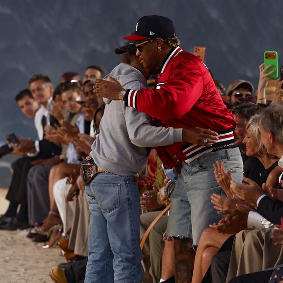 Le créateur de mode Pharrell Williams et le chanteur Future - Défilé de mode Louis Vuitton Prêt à Porter Collection Homme Printemps/Été 2027 lors de la Fashion Week de Paris, à la Cité Internationale Universitaire de Paris, France, le 23 juin 2026. © Bestimage