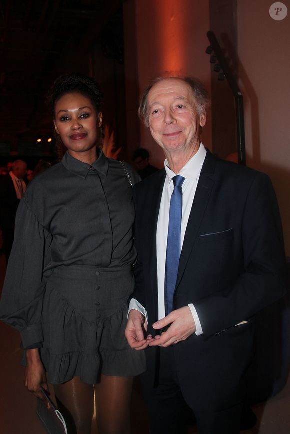 Philippe Chevallier avec sa femme Tiffany -  31ème Gala de l’Espoir donné au profit de la recherche contre le cancer au théâtre des Champs-Elysée à Paris le 14 octobre 2025. © Philippe Baldini/Bestimage