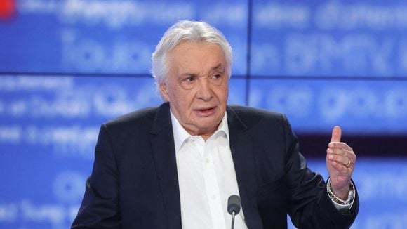 Michel Sardou montre un aperçu de son nouveau refuge dans le Sud, une villa de 600m2 à Bormes-les-Mimosas