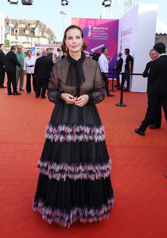 Carole Bouquet - Arrivées à la cérémonie de clôture et la projection du film Joika lors de la 49ème édition du festival du film américain de Deauville le 9 septembre 2023.

© Denis Guignebourg / Bestimage