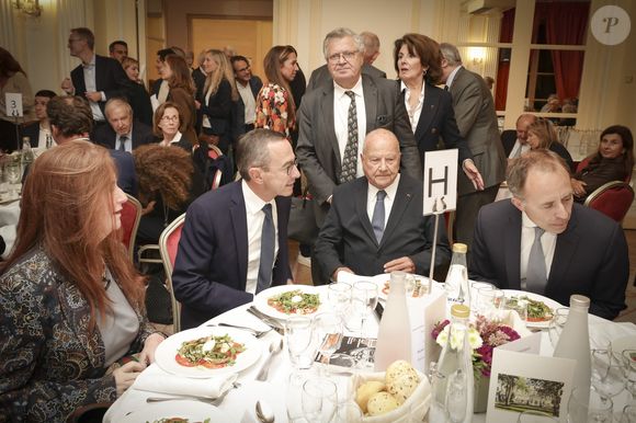 Exclusif - Bruno Retailleau, Ministre d'État, ministre de l'Intérieur, Marc Ladreit de Lacharrière lors d'un dîner de la Revue des Deux Mondes à la Maison de l'Amérique Latine à Paris le 15 septembre 2025
© Jack Tribeca / Bestimage