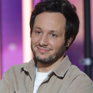 Vianney est plutôt discret lorsqu'il s'agit de sa vie privée.

Vianney - Les célébrités se mobilisent pour la 38ème édition du Téléthon dans les studios de France 2 à Paris
© Coadic Guirec / Bestimage