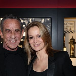 Exclusif - Thierry Ardisson et sa femme Audrey Crespo-Mara - Vernissage de l'exposition "Johnny Hallyday, l'exposition" au Palais des Expositions à Paris. Le 21 décembre 2023 © Dominique Jacovides / Bestimage