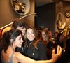 Nadia Farès et Reem Kherici lors de la présentation du livre de R. Khereci "Diva", inspiré par son chat, à la boutique Barbara à Paris, France, le 8 novembre 2017. 

© Philippe Baldini/Bestimage
